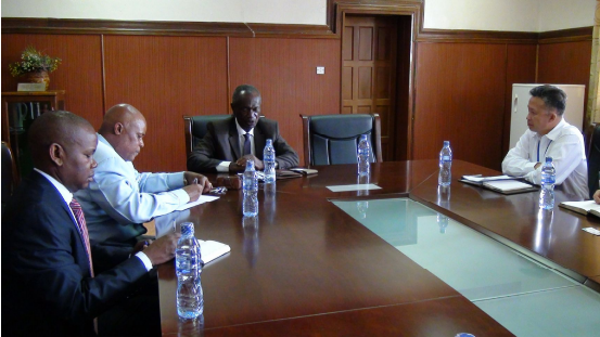 Permanent Secretary of Zambian Copperbelt Province Paying an Investigating Visit to CNMC Luanshya