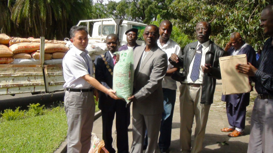 CNMC Luanshya Copper Mines Plc Donating Fertilizer and Seed to Promote Local Agriculture Development